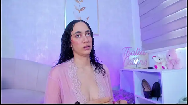 thaliacollins online show from 06/06/26, 01:38