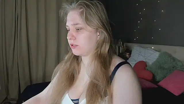 Megan Violer online show from 04/16/26, 05:25