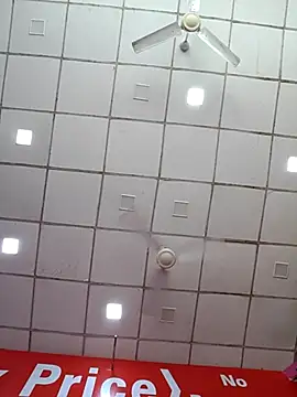 Snapshot of absoluteright chatting on 03/13/25, 08:48 absoluteright online show from 03/13/25, 08:48