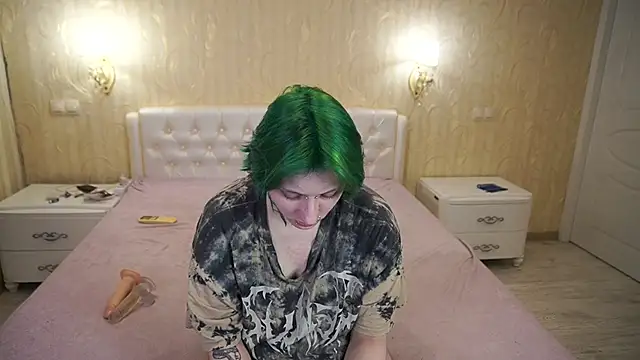 LunaaMayy online show from 02/21/26, 06:20