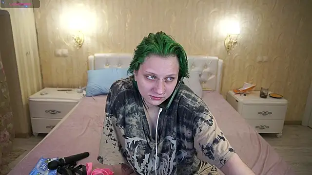 LunaaMayy online show from 02/27/26, 06:52