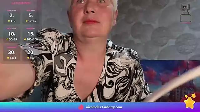 Snapshot of NicoleOlla chatting on 05/08/26, 02:11 NicoleOlla online show from 05/08/26, 02:11