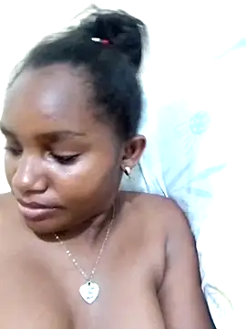 Snapshot of Ebonyyprincess chatting on 12/10/24, 01:22 Ebonyyprincess online show from 12/10/24, 01:22