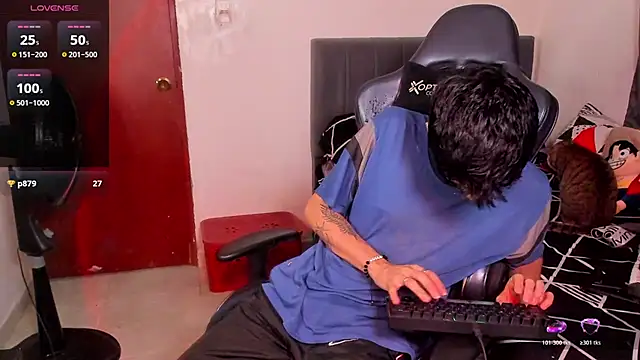 cute diego  online show from 07/08/26, 11:09