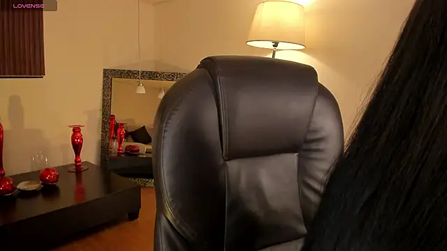 Maaiitee online show from 06/27/26, 01:17