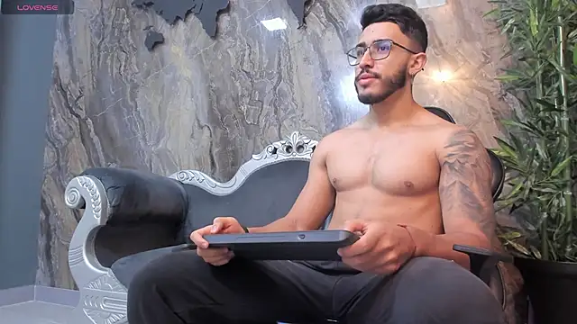 Liam Kleiin online show from 02/27/25, 11:31