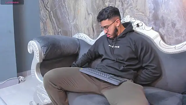 Liam Kleiin online show from 03/20/25, 11:38