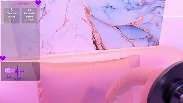 Snapshot of taylor_cupper chatting on 09/19/25, 04:58 taylor cupper online show from 09/19/25, 04:58