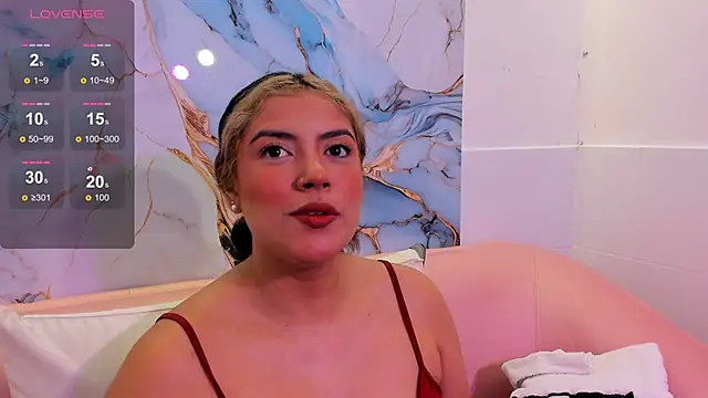 Snapshot of taylor_cupper chatting on 10/08/25, 08:06 taylor cupper online show from 10/08/25, 08:06