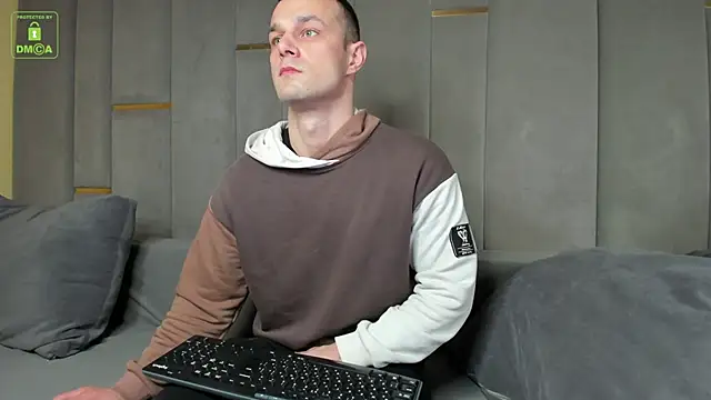 BrandonNorris online show from 11/01/25, 04:14