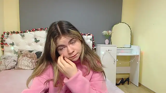 TinaRedly online show from 02/21/26, 06:36