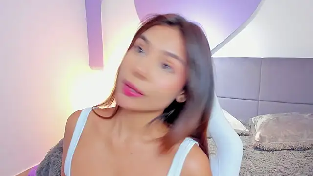 Snapshot of amira_cute2 chatting on 01/18/25, 12:04 amira cute2 online show from 01/18/25, 12:04