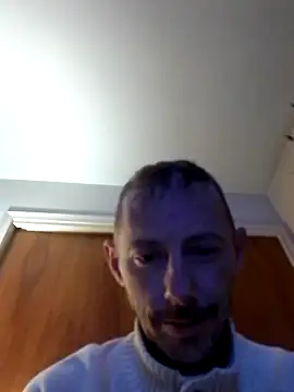 Snapshot of elmerfuddin87 chatting on 10/21/25, 03:07 elmerfuddin87 online show from 10/21/25, 03:07