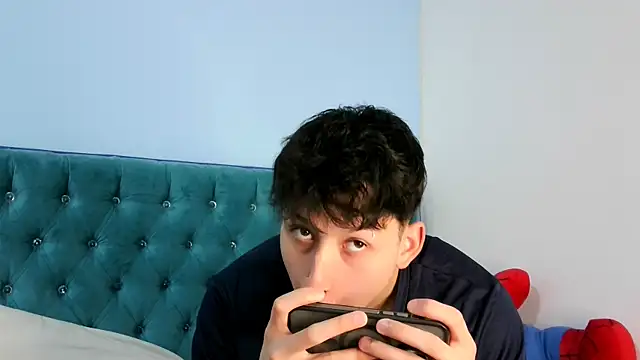  Thomas hot  online show from 01/10/26, 01:51