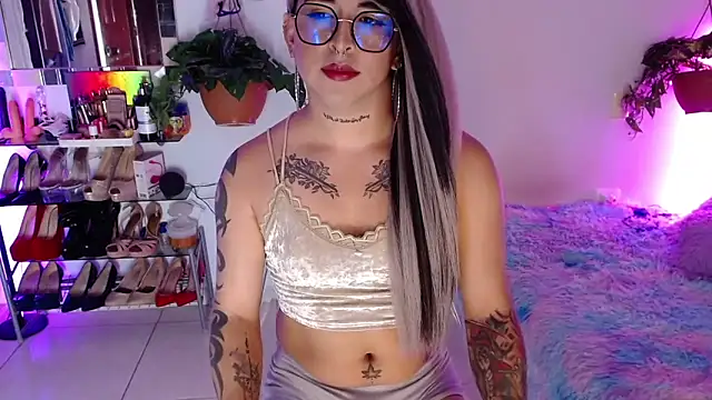 Laveneno ortiz07 online show from 04/11/26, 12:04