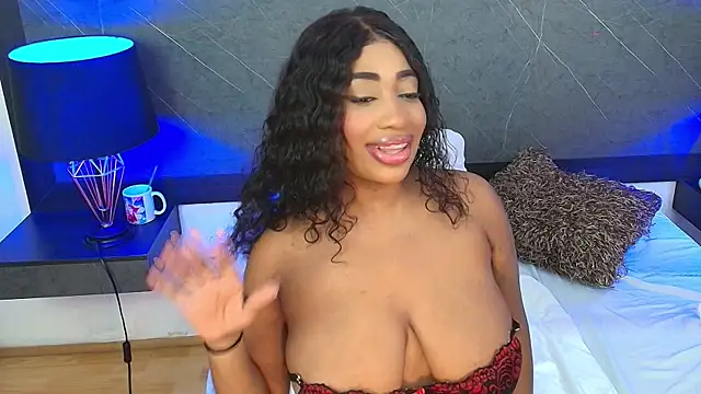 Snapshot of charlottebrowns_ chatting on 01/31/25, 03:44 charlottebrowns online show from 01/31/25, 03:44