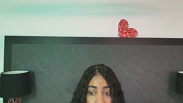 Snapshot of charlottebrowns_ chatting on 02/08/25, 12:50 charlottebrowns online show from 02/08/25, 12:50