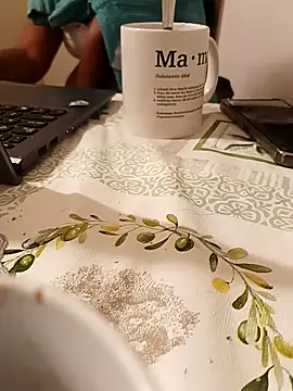 maleesa online show from 09/28/25, 06:02