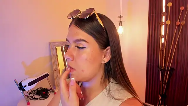 ArianaBaker online show from 04/17/26, 08:34