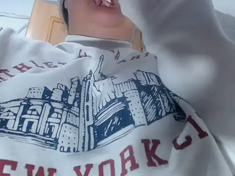 WhorePISSsquirt online show from 03/12/26, 10:38