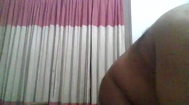 Snapshot of Natu_Paul_Xham chatting on 12/24/24, 08:38 Natu Paul Xham online show from 12/24/24, 08:38
