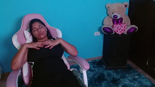 Candela-Smith online show from 03/22/26, 08:23