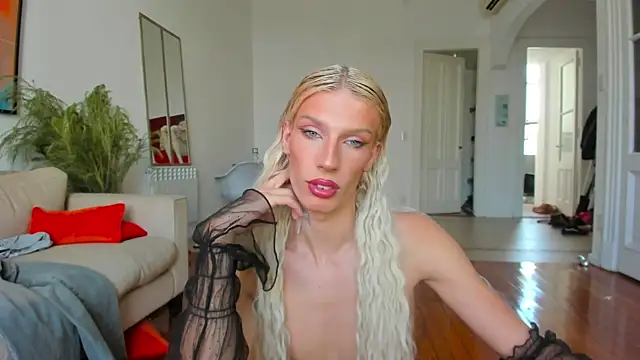 AliceSnowCatt online show from 02/09/25, 05:22