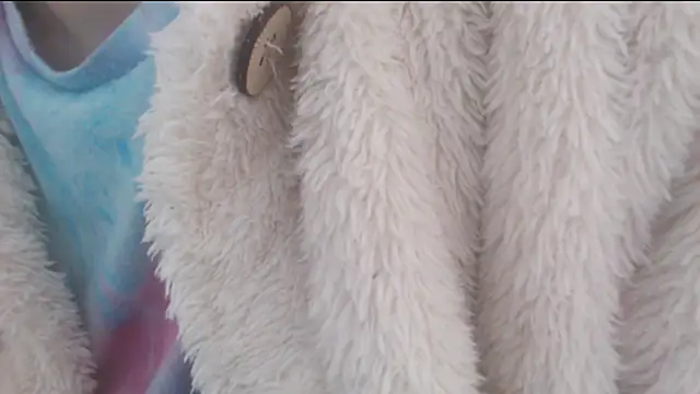 Snapshot of yooooo-chandesu chatting on 11/23/25, 03:23 yooooo-chandesu online show from 11/23/25, 03:23