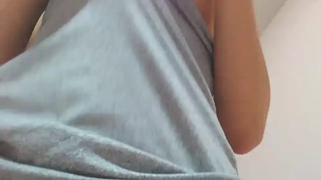 Snapshot of yooooo-chandesu chatting on 11/26/25, 02:12 yooooo-chandesu online show from 11/26/25, 02:12