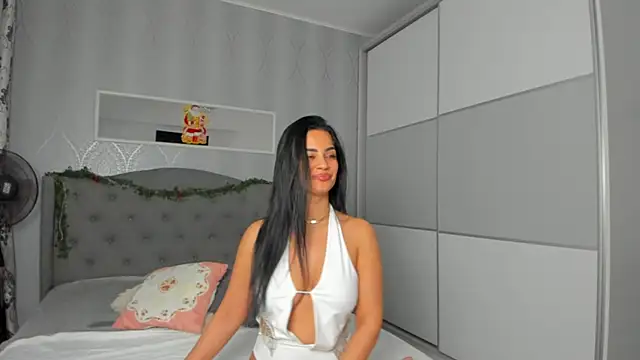  adelle online show from 01/04/25, 01:42