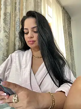  adelle online show from 04/03/26, 10:46