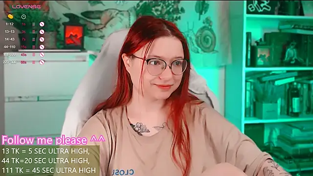 me  hanna online show from 12/22/25, 02:08