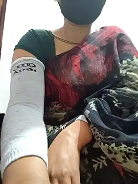 Snapshot of Archna-ji chatting on 02/12/25, 03:49 Archna-ji online show from 02/12/25, 03:49