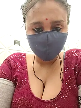 Snapshot of Archna-ji chatting on 02/13/25, 05:16 Archna-ji online show from 02/13/25, 05:16