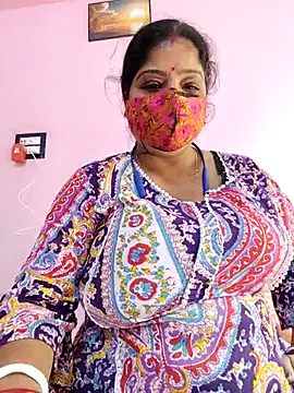 Snapshot of Kayra_34 chatting on 12/23/25, 06:33 Kayra 34 online show from 12/23/25, 06:33