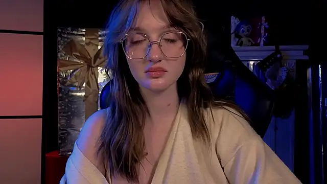 ELLIEJAY online show from 12/31/24, 12:00