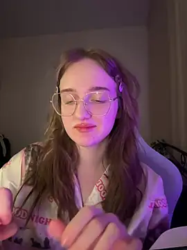 ELLIEJAY online show from 01/21/25, 04:54