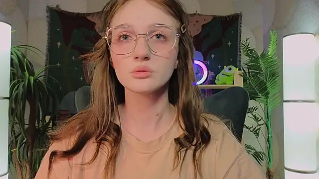 ELLIEJAY online show from 03/16/25, 08:21