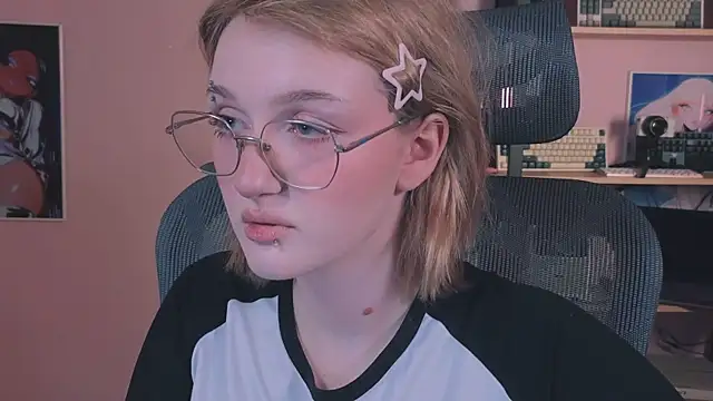 ELLIEJAY online show from 02/07/26, 05:22