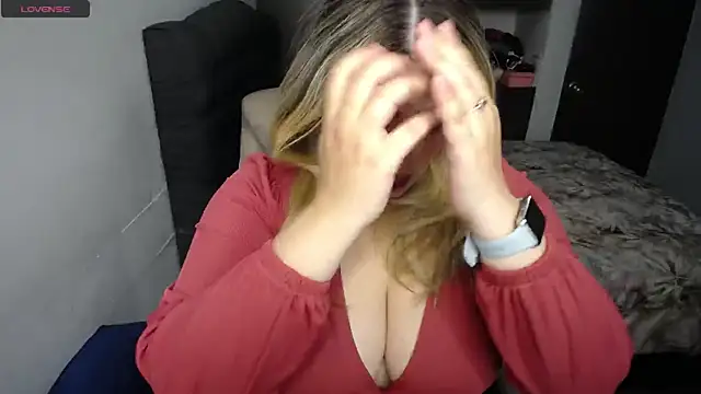 Valentina St online show from 07/11/26, 09:49
