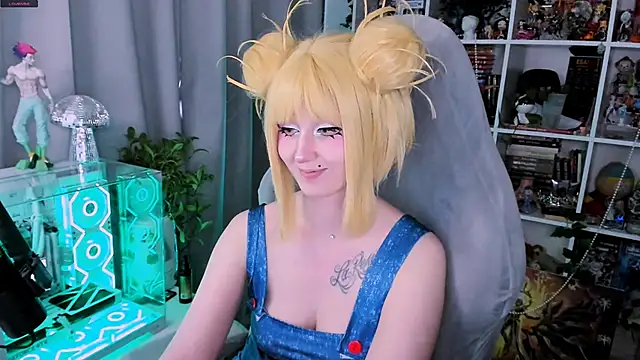Snapshot of ohclementine chatting on 05/30/26, 02:47 ohclementine online show from 05/30/26, 02:47