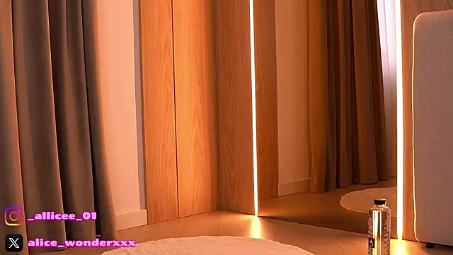 VanessaSimon online show from 03/15/26, 06:19