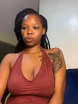 Snapshot of SexxyLunar chatting on 03/06/25, 01:16 SexxyLunar online show from 03/06/25, 01:16