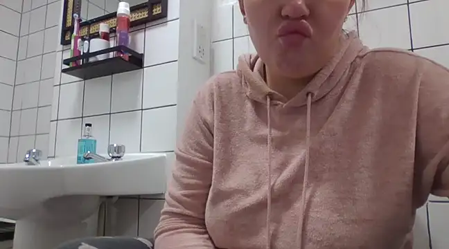 magical mia online show from 01/29/25, 05:24