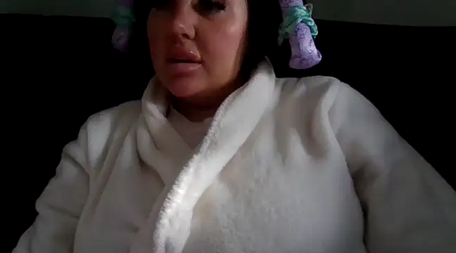 magical mia online show from 02/22/25, 03:14