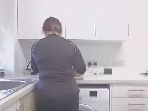 magical mia online show from 03/19/25, 09:17