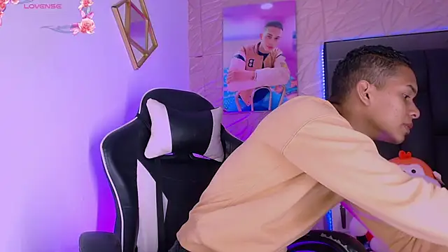 dilan alfonzo online show from 04/17/26, 04:04