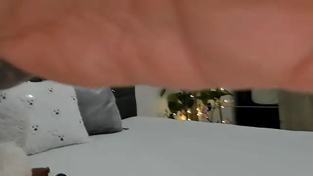 AlenaBay online show from 12/20/25, 08:54