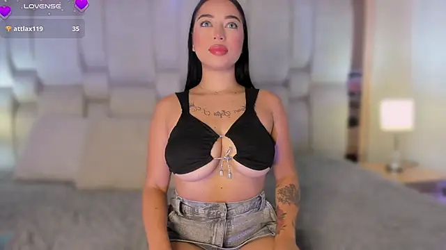 AnthonellaSweet online show from 10/28/25, 11:36