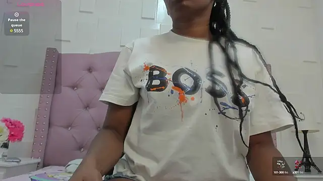 Snapshot of MonicaSchwartz chatting on 03/11/25, 05:35 MonicaSchwartz online show from 03/11/25, 05:35